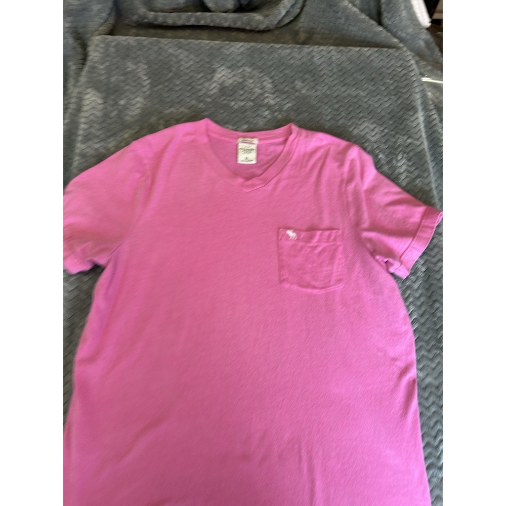 Abercrombie‎ & Fitch Mens Muscle Fit V-Neck Pocket T-Shirt Pink XL RN75654 - Picture 2 of 8